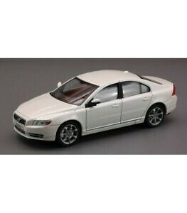 �y���������z�z�r�[�@�͌^�ԁ@�ԁ@���[�V���O�J�[ �{���{�Z���G�p�[��volvo s 80 2nd serie 2007 pearl 143