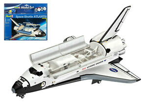 yzzr[@͌^ԁ@ԁ@[VOJ[ Xy[XVgAgeBXvX`bNLbgfspace shuttle atlantis plastic kit 1144 model 64544 revell