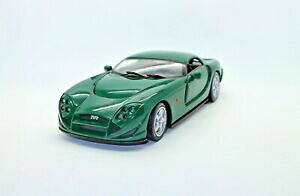 �y���������z�z�r�[�@�͌^�ԁ@�ԁ@���[�V���O�J�[ �z�b�g�z�C�[��118 hot wheels tvr cerbera speed 12