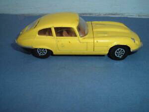 �y���������z�z�r�[�@�͌^�ԁ@�ԁ@���[�V���O�J�[ �R�[�M�[���W���K�[�I���W�i���}�C�i�[�y���Lcorgi toys 374 jaguar e type v12 22 * original * 143 certains peinture mineurs perte