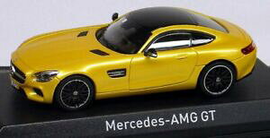yzzr[@͌^ԁ@ԁ@[VOJ[ ZfX~j`AJ[mercedes amg gt annee de construction 2015 voiture miniature 143