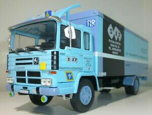 �y���������z�z�r�[�@�͌^�ԁ@�ԁ@���[�V���O�J�[ �g�����X�|�[�g�g���b�N�}�h���b�h�{�b�N�Xn 19 pegaso 1080l camion de transport sit madrid 143 neuf en boite