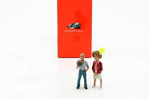 �y���������z�z�r�[�@�͌^�ԁ@�ԁ@���[�V���O�J�[ �{�[���{�[���o�b�`lot de figurines 2 enfants avec ballon et ball 118 lemansminiatures