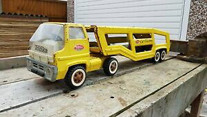 �y���������z�z�r�[�@�͌^�ԁ@�ԁ@���[�V���O�J�[ �r���e�[�W�J�[�L�����Avintage tonka voiture transporteur no 2850