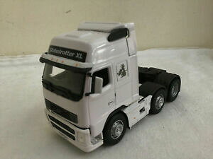 �y���������z�z�r�[�@�͌^�ԁ@�ԁ@���[�V���O�J�[ �H�H�H�{���{�g�^�[tekno 150 volvo globetrotter xl tracteur