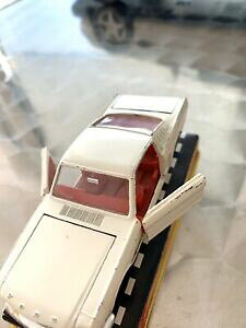 【送料無料】ホビー 模型車 車 レーシングカー フォードムスタングボックスdinky ford mustang, cret 161