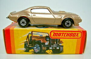 �y���������z�z�r�[�@�͌^�ԁ@�ԁ@���[�V���O�J�[ �}�b�`o�u���E���|���e�B�A�b�N���^���b�N�A�����J�{�b�N�X�C�[�O���f�J�[��matchbox sf no 16 c pontiac marron metallic aigle autocollant top in usa box