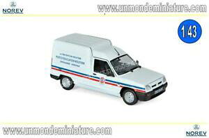 �y���������z�z�r�[�@�͌^�ԁ@�ԁ@���[�V���O�J�[ �G�N�X�v���Xnouvelle annoncerenault express 1995 gendarmerie la prevention routiere norev no 514005 143