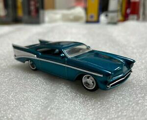 yzzr[@͌^ԁ@ԁ@[VOJ[ AC_[hotwheels 100 164 chezoom real riders genial