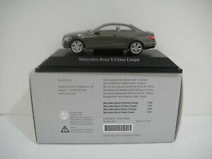 yzzr[@͌^ԁ@ԁ@[VOJ[ fZfXxcNXN[y^bN143 schuco mercedesbenz eclass coupe 2009 greygreenmetallic