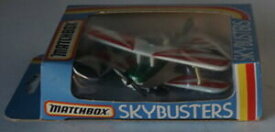 【送料無料】ホビー　模型車　車　レーシングカー マッチミシンmatchbox skybusters sb128 pitts special perforees 81