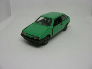 yzzr[@͌^ԁ@ԁ@[VOJ[ \\_T}143 ussr, cccp, urss, lada samara