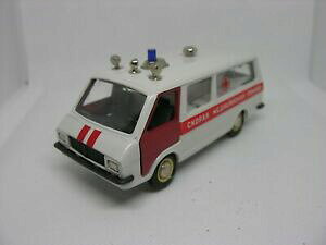 yzzr[@͌^ԁ@ԁ@[VOJ[ \\143 ussr, cccp, urss, raf 2203