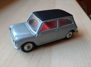 yzzr[@͌^ԁ@ԁ@[VOJ[ [X~jN[p[|gK*nh* modellino metosul morris mini cooper portugal macchinina rara car