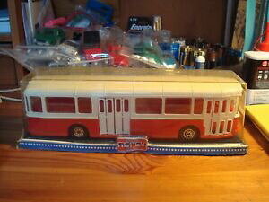 yzzr[@͌^ԁ@ԁ@[VOJ[ {bNXoXbus norev avec boite d origine