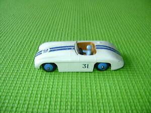 �y���������z�z�r�[�@�͌^�ԁ@�ԁ@���[�V���O�J�[ dinky toys 133 cuningham c5r