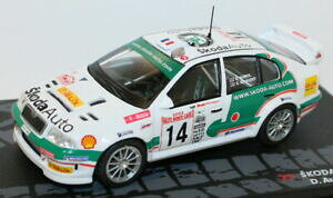 yzzr[@͌^ԁ@ԁ@[VOJ[ XP[VR_[eJaltaya 143 scale skoda octavia wrc rally monte carlo 2003 14