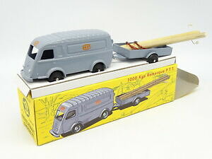 yzzr[@͌^ԁ@ԁ@[VOJ[ m[g[[cij by norev 143 renault 1000kg remorque ptt