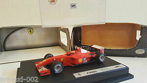 �y���������z�z�r�[�@�͌^�ԁ@�ԁ@���[�V���O�J�[ ���[�V���O�t�F���[���V���[�}�b�nhotwheels racing ferrari f 2001 m schumacher 143