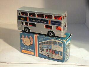 yzzr[@͌^ԁ@ԁ@[VOJ[ }b`oXWr[Vo[Wr[matchbox souvenir jubilee bus silver jubilee 19521977