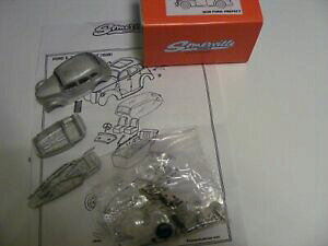 �y���������z�z�r�[�@�͌^�ԁ@�ԁ@���[�V���O�J�[ �t�H�[�h�G�X�R�[�g�z���C�g���^���L�b�gford e93a escort 1938 143 white metal kit