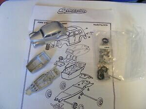 �y���������z�z�r�[�@�͌^�ԁ@�ԁ@���[�V���O�J�[ �t�H�[�h�G�X�R�[�g�z���C�g���^���L�b�gford e493a escort 1950 143 white metal kit