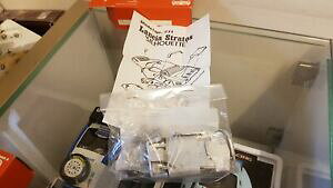 �y���������z�z�r�[�@�͌^�ԁ@�ԁ@���[�V���O�J�[ �W�����f�C���f�������`�A�V���G�b�g�X�P�[���z���C�g���^���L�b�gjohn day modelslancia stratos silhouette echelle 143 white metal kit