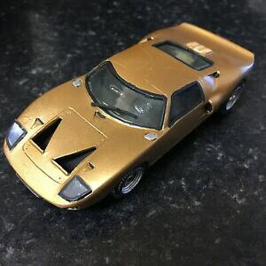 yzzr[@͌^ԁ@ԁ@[VOJ[ ftH[hS[hzCgfgrand prix models 143 hand built ford gt40 road car gold metal blanc modele