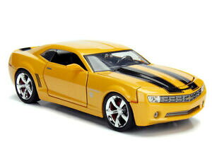 yzzr[@͌^ԁ@ԁ@[VOJ[ nEbhgX}nio`V{[J}jada hollywood rides transformers bumblebee 2006 chevy camaro 124 diecast