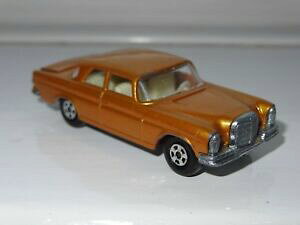 �y���������z�z�r�[�@�͌^�ԁ@�ԁ@���[�V���O�J�[ �}�b�`�����Z�f�Xg matchbox lesney mercedes 300se 46