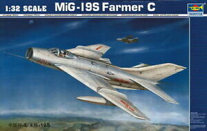 yzzr[@͌^ԁ@ԁ@[VOJ[ gyb^[~Otrumpeter 02207 13 2 mig19 s fermier c neuf