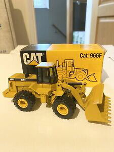 【送料無料】ホビー 模型車 車 レーシングカー ホイールショベルモデルロードchat de chargement 966 f a roues pelle nzg modele 150