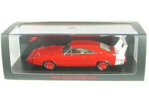 �y���������z�z�r�[�@�͌^�ԁ@�ԁ@���[�V���O�J�[ �f�C�g�idodge chargeur daytona 1969 rouge 143