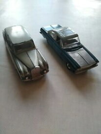 【送料無料】ホビー　模型車　車　レーシングカー バッチdinky toys lot de 2 vehicules 137198