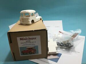 �y���������z�z�r�[�@�͌^�ԁ@�ԁ@���[�V���O�J�[ �L�b�g�g�^�[�t�H�[�hkit a monter minicirque tracteur ford pinder ref acp89 150