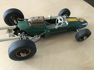 �y���������z�z�r�[�@�͌^�ԁ@�ԁ@���[�V���O�J�[ �h�C�c���f���`�[�����[�^�X�o�[�W�����Hrare schuco 1071 formel 1 team lotus horloge made in germany briquet version