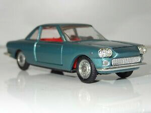 �y���������z�z�r�[�@�͌^�ԁ@�ԁ@���[�V���O�J�[ �t�B�A�b�gpolitoys 502 fiat siata 1500 224