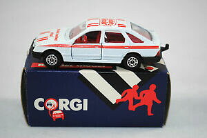yzzr[@͌^ԁ@ԁ@[VOJ[ R[M[WjAtH[hVGMAcorgi juniors ford sierra 23 ghia golden wonder voiture made in great britain boxed