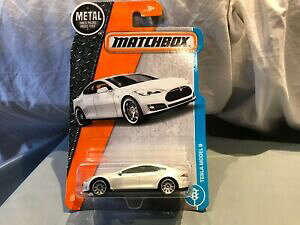 �y���������z�z�r�[�@�͌^�ԁ@�ԁ@���[�V���O�J�[ �}�b�`�e�X�����f��matchbox tesla model s