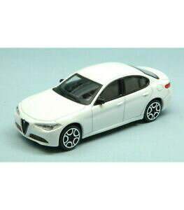 yzzr[@͌^ԁ@ԁ@[VOJ[ At@IWAzCgalfa romeo giulia 2016 white 143