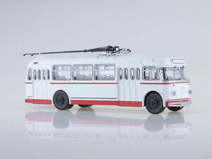 yzzr[@͌^ԁ@ԁ@[VOJ[ oXfg[oXmaquette bus 143 trolleybus ktb4