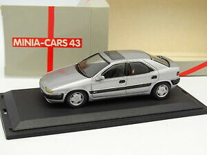 �y���������z�z�r�[�@�͌^�ԁ@�ԁ@���[�V���O�J�[ �V�g���G��minia cars 43 resine 143 citroen xantia 16v grise