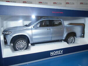 yzzr[@͌^ԁ@ԁ@[VOJ[ ZfXxcNXVo[nv183420 by norev mercedes benz xclass silver 2017 118