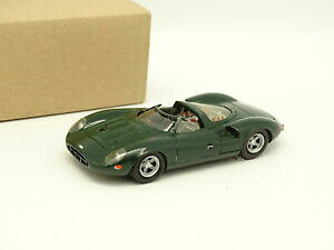 �y���������z�z�r�[�@�͌^�ԁ@�ԁ@���[�V���O�J�[ �`�[���L�b�g�W���K�[�X�p�C�_�[team t kit monte 143 jaguar xj13 spyder v12