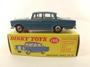 【送料無料】ホビー 模型車 車 レーシングカー メルセデスベンツボックスdinky toys gb n 186 mercedes benz 220 se jamais joue never played in box boite