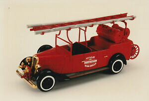 yzzr[@͌^ԁ@ԁ@[VOJ[ TlCvW[[hX^[[tLbgkit pour miniature auto ccc peugeot laffly torpedo premier secours