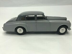 yzzr[@͌^ԁ@ԁ@[VOJ[ xg[Z_spot on 102 bentley saloon