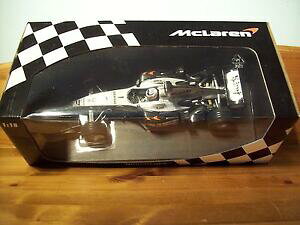 yzzr[@͌^ԁ@ԁ@[VOJ[ }N[ZfXL~CRl118 mclaren mercedes mp419 2004 kimi raikkonen