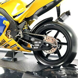 【送料無料】ホビー 模型車 車 レーシングカー バレンティーノロッシヤマハチームキャメルスケールモデルvalentino rossi yamaha yzr m1 team camel ref 13762 echelle 110 de guiloy modele rare