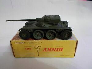 �y���������z�z�r�[�@�͌^�ԁ@�ԁ@���[�V���O�J�[ �t�����X�r���e�[�Wfrench dinky 827 panhard fl10 boxed vintage 196471